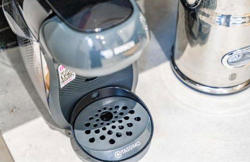 Nancy's 3 bedroom house near Heathrow Airport - Foto 19