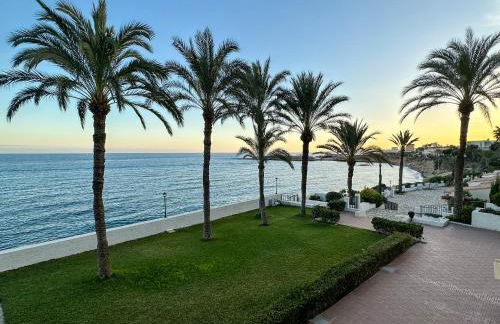 Orilla de Mar: Vistas de ensueño en Cala Almadraba - Photo 53