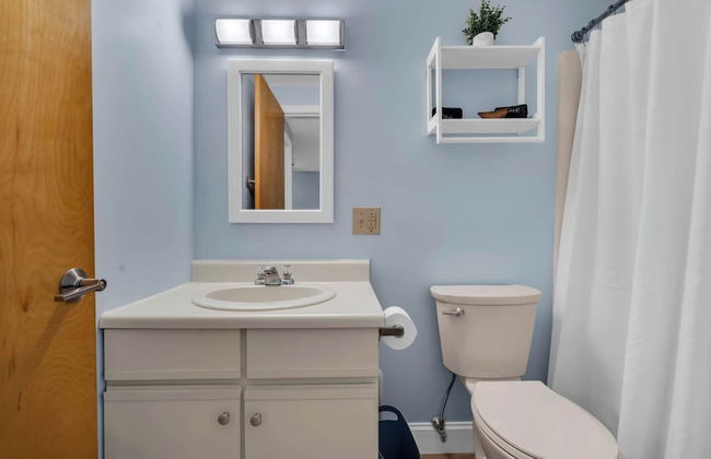 All is Wells Incredible Location! Walk to Beach - Photo 18