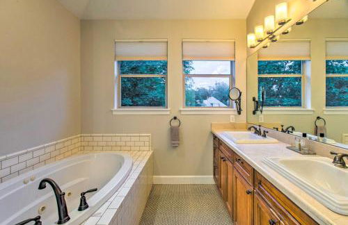 Hot Tub and Outdoor Oasis Luxury Denver Home - Foto 22