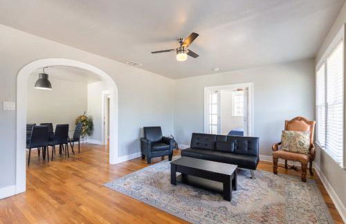 Luxurious 6 bedroom villa near downtown - Foto 37