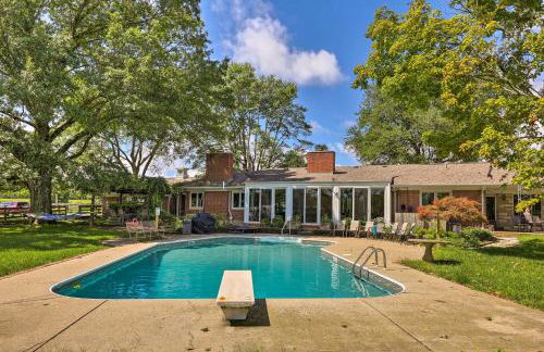 Peaceful Lebanon FarmhouseandRanch with Pool! - Foto 25