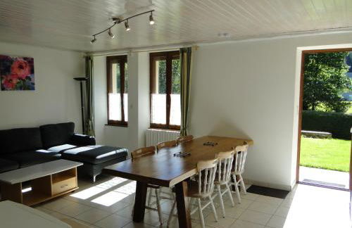 Gîte 295 Montagnes du Jura avec Spa et Sauna classé 3 étoiles - Foto 10