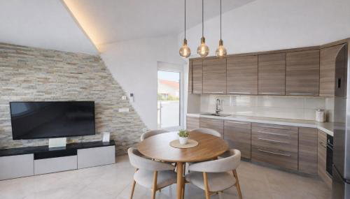 Apartment Korina, spacious family apartment near the beach - Foto 1