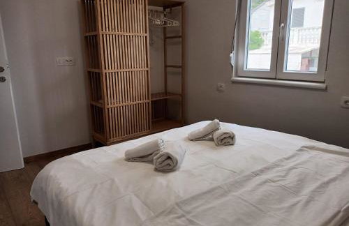 Beachfront House Ivana with Pool - renovated 2025 - Foto 17
