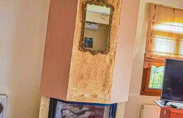 Villa Etheras - Nested between Nature by Amazing View - 5 mins from Edessa - Photo 9