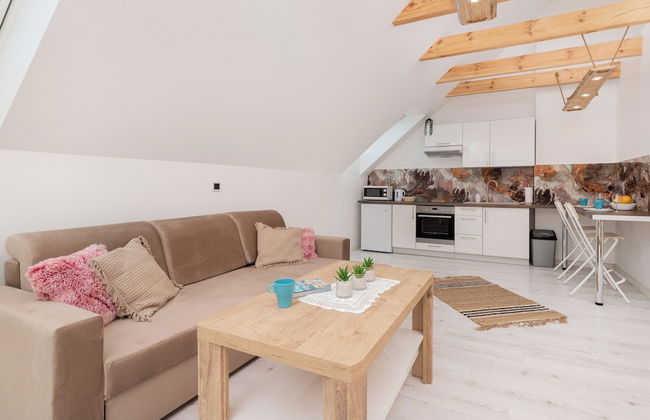 Nadmorski Zakątek Apartments by Renters - Photo 1