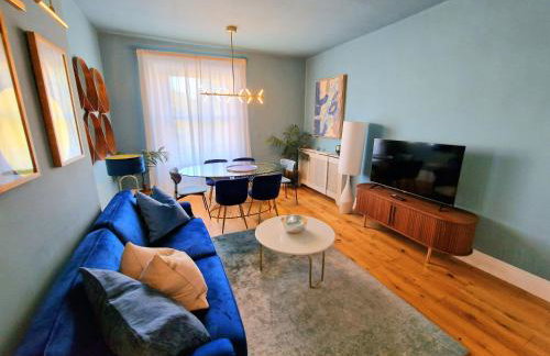 Gorgeous Hyde Park Home with Lift-Elevator Access & Nice View - Foto 2