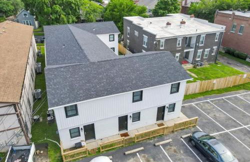 The Schumacher Place - NEW 2 BR - Foto 36