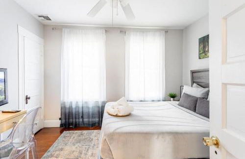 Spacious&Gracious- 5BR Fam-Friendly near I95&Shops - Foto 76