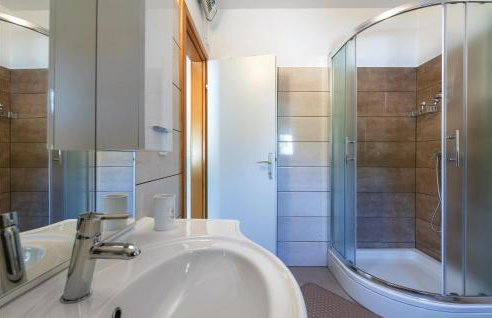 Cozy Home In Barban With Wifi - Foto 32