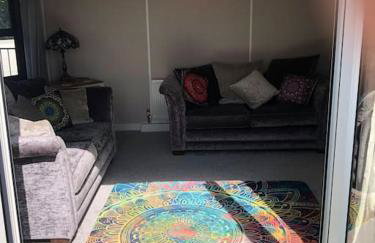 Couple’s Lodge With Hot Tub - Foto 40