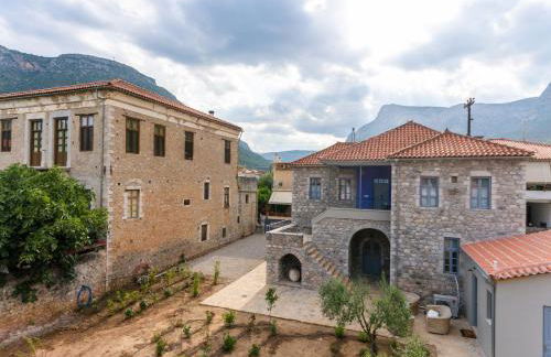 ENGLEZENA'S GUESTHOUSE - Photo 24