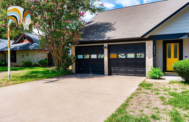 70s House Fun 6 Bedroom Pool Game Room - Foto 53