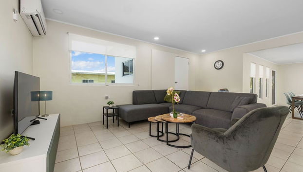 Lovely 3br2ba w Wifi Parking in Central Location - Foto 3, Habitación