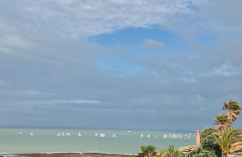 Santa Catalina primera línea de mar con vistas a Cádiz - Foto 3