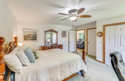 WFH-Friendly Columbiana Vacation Rental with Deck! - Foto 14