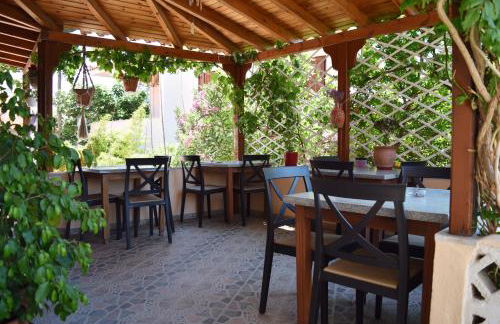 Krinelos Rooms - Photo 26