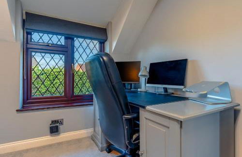 Cosy pet friendly house with garden and parking - Foto 15