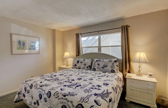 319 El Matador 2 Bedroom Condo by RedAwning - Photo 4