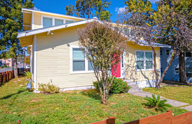 Magnificent Large Home Near Downtown - Foto 37