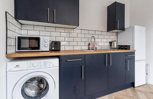 2 BR Home Perfect for Short and Long Term Stay - Foto 14