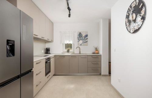 Romantic villa with pool, surrounded by nature - ID 2507 - by TRAVELER tourist agency Krk - Foto 26