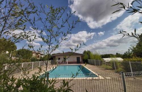 Le Sporting Land - avec entrée autonome, parking privé & sa piscine ! - - Foto 4