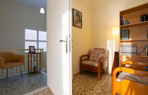 Valira Stathmos Home, Rustic Charm Cottage w Views - Foto 9