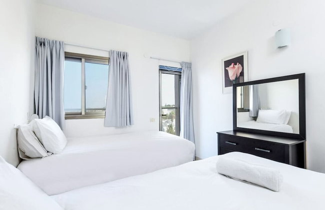 Herzliya Seaside Charming Home by Sea N' Rent - Foto 27