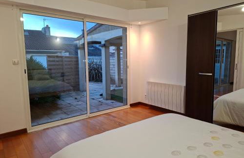 Grand T2 de la villa à la fosse à l'âne - Photo 10