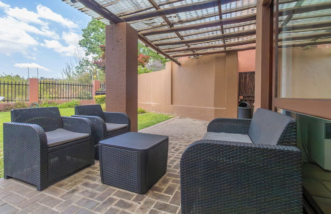 Exquisite 2 Bedroom Garden Townhouse in the Heart of Fourways - Photo 43