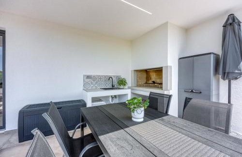 Modern apartment Ana with Jacuzzi and Pool - Foto 10