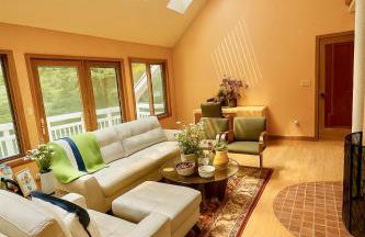 NatureGlow Residence Stylish Contemporary Home - Foto 6