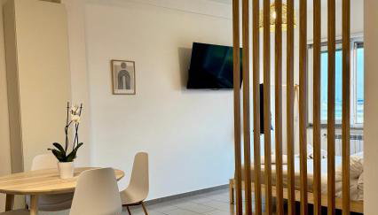 Fly & Chill Ciampino Airport - Photo 2