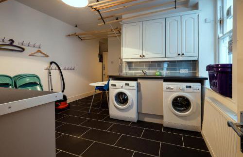 Glan y Mor, Sleeps 20, 8 Bedrooms, 8 Bathrooms, Seafront, Criccieth - Foto 32