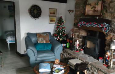 Fishermen's cottage with log burner, 2 bathrooms & sea views from garden terraces - Foto 11
