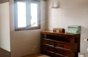 Beautiful chalet with wifi and free parking - Foto 9