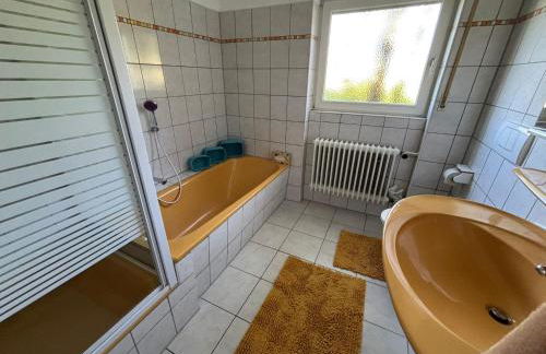 Für Handwerker und Gruppen- große Ferienwohnung mit Balkon und Terrasse - Foto 10