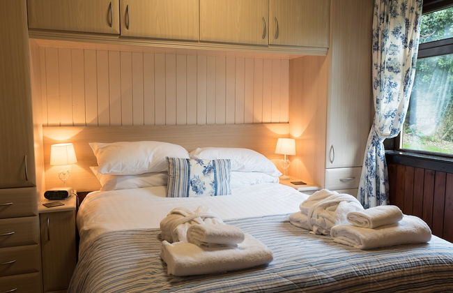 Birch Lodge 23 With Hot Tub, Newton Stewart - Photo 3