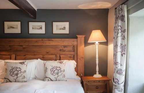 Three Little Pigs Luxury Cottage - Photo 55