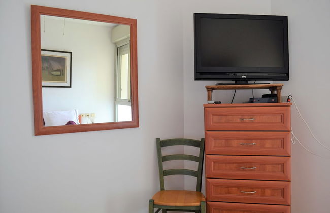 2BDR Amazing Location with Parking - Foto 4