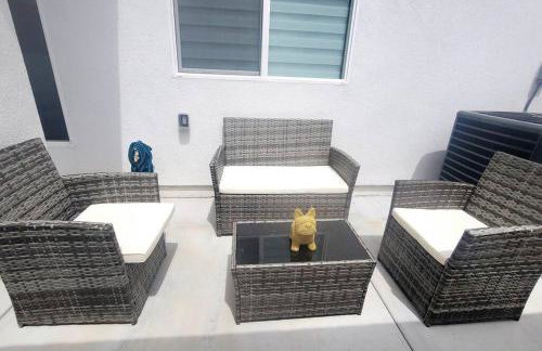 H&H New Built 2023 Hidden Gem Heart of OC 3 Queen Beds - Foto 40