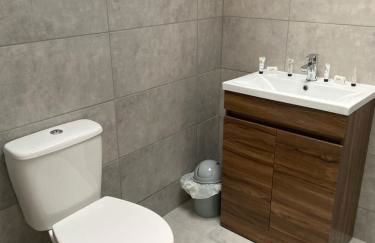 COACHMAN COTTAGE OUTSIDE HOT TUB - Foto 9