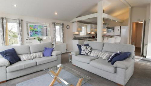 Oyster Bay Lodge - Photo 5