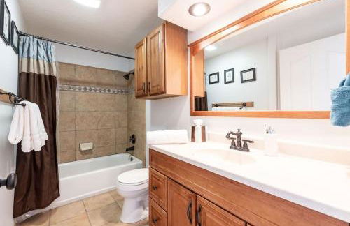 Adventure Retreat Hot Tub, Ping Pong, Close Mtn - Foto 37