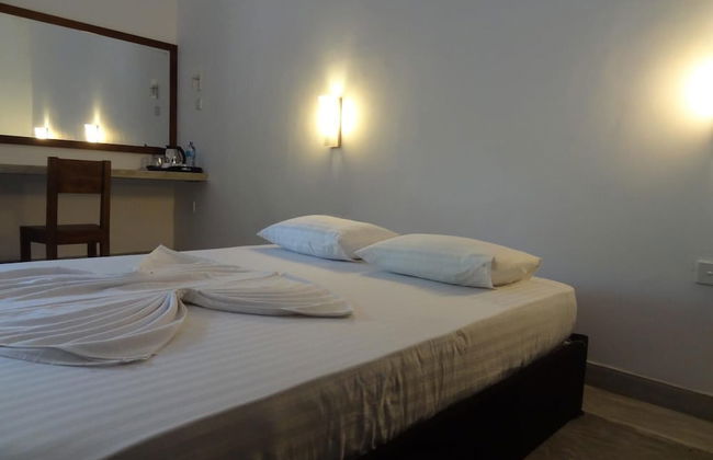 Wilpattu Tree House Hotel - Foto 14