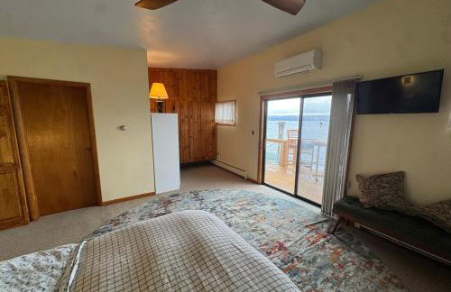 Cozy Lakefront Cottage - Foto 34