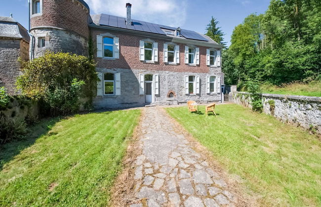 Castle in Ferrieres With Pond Garden - Photo 34