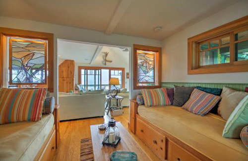 Lake Champlain Cottage with Private Deck and Fire Pit! - Foto 11